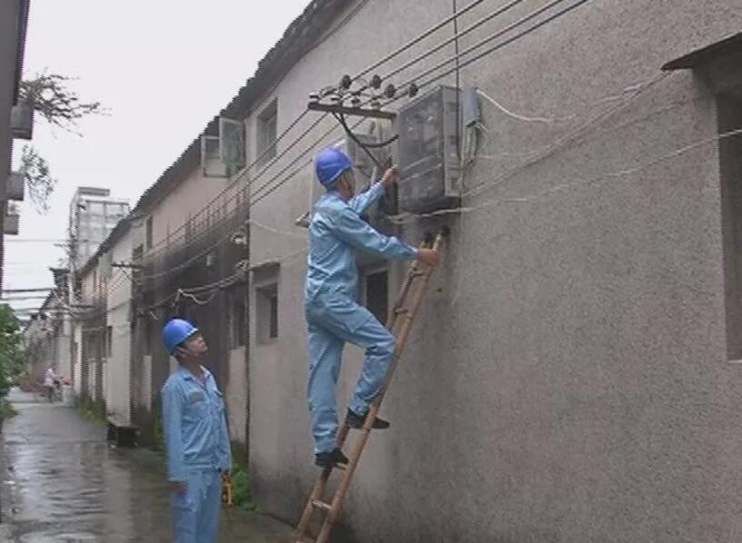 私拆電表竊電4萬(wàn)多度，榕城一男子被刑拘
